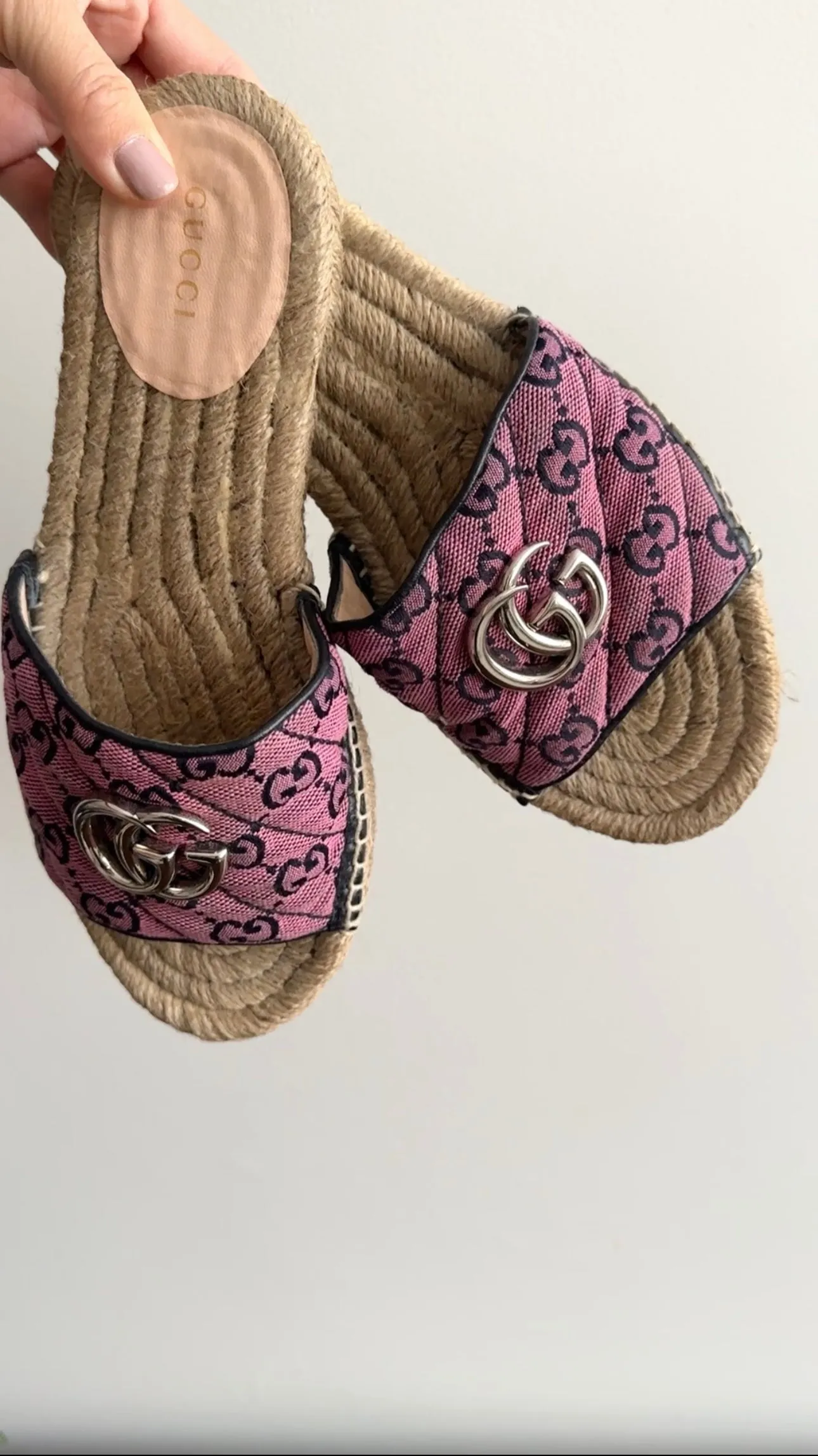 Gucci Pink Monogram Marmont Flat Espadrille Sandals - 37