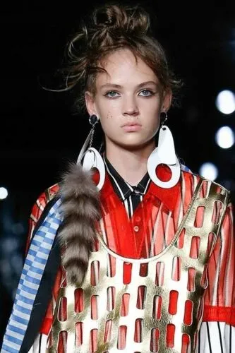 Miu Miu Resort 2016 Runway Mono Statement Earring