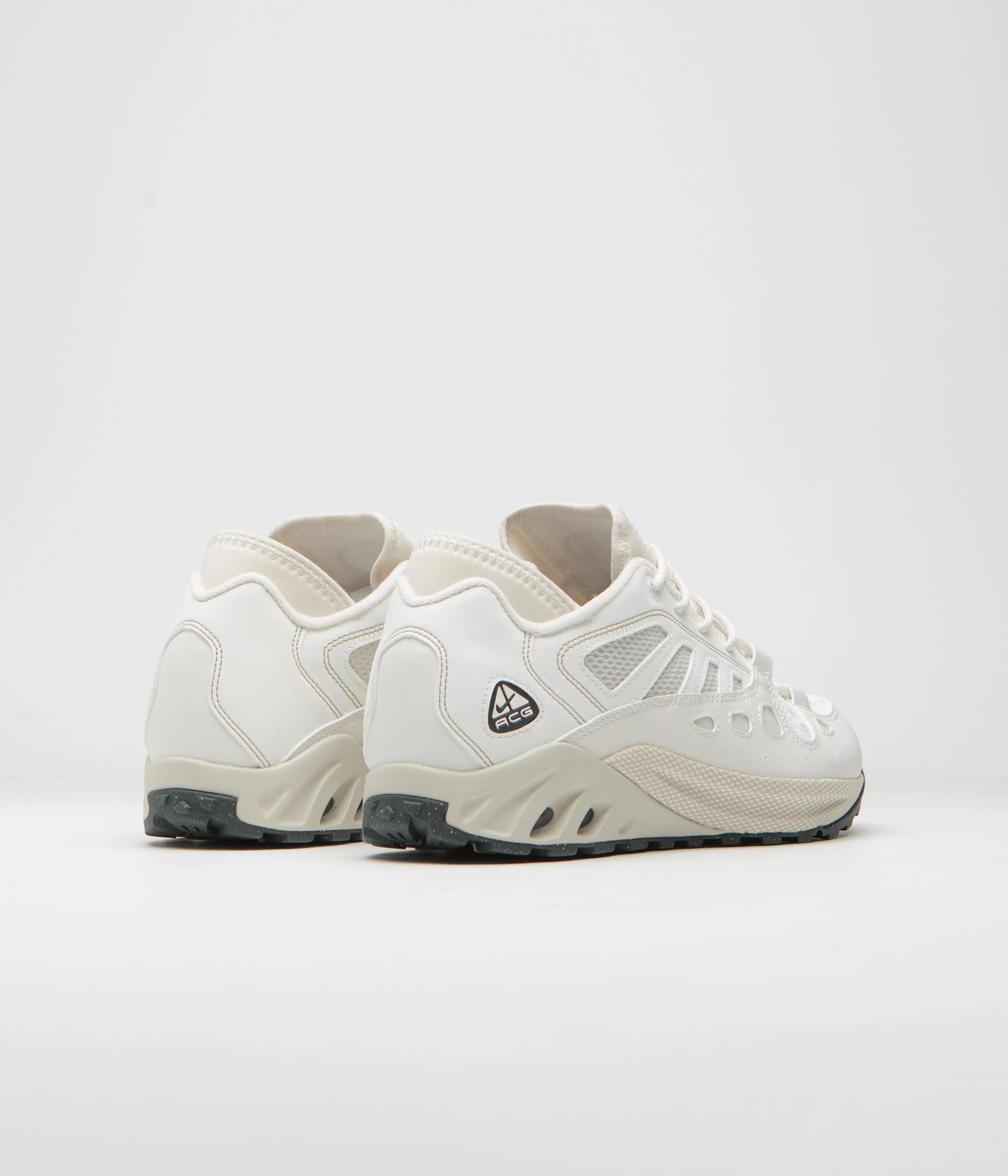 Nike ACG Air Exploraid Shoes - Light Orewood Brown / Sail - Phantom - Anthracite